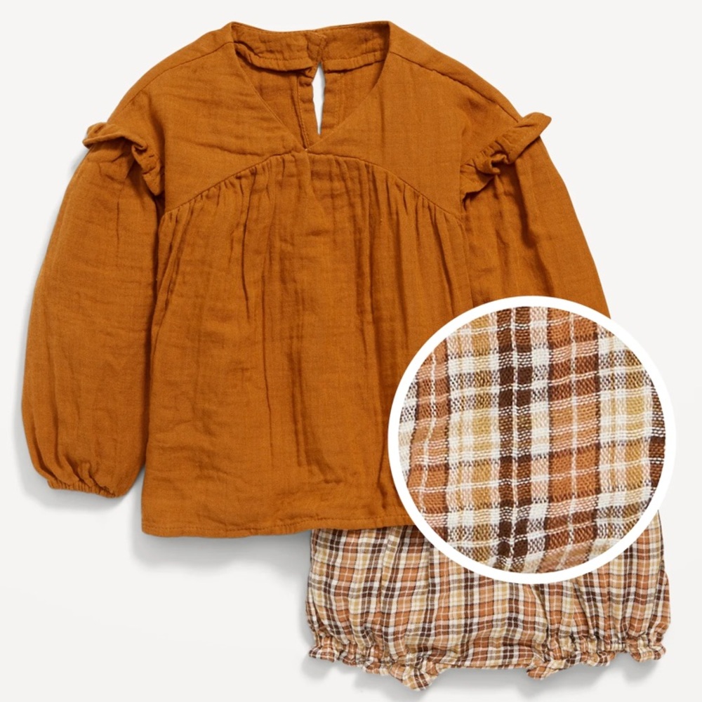 [3/15$] Old Navy 3-piece Top and Bloomers Set 3-6M